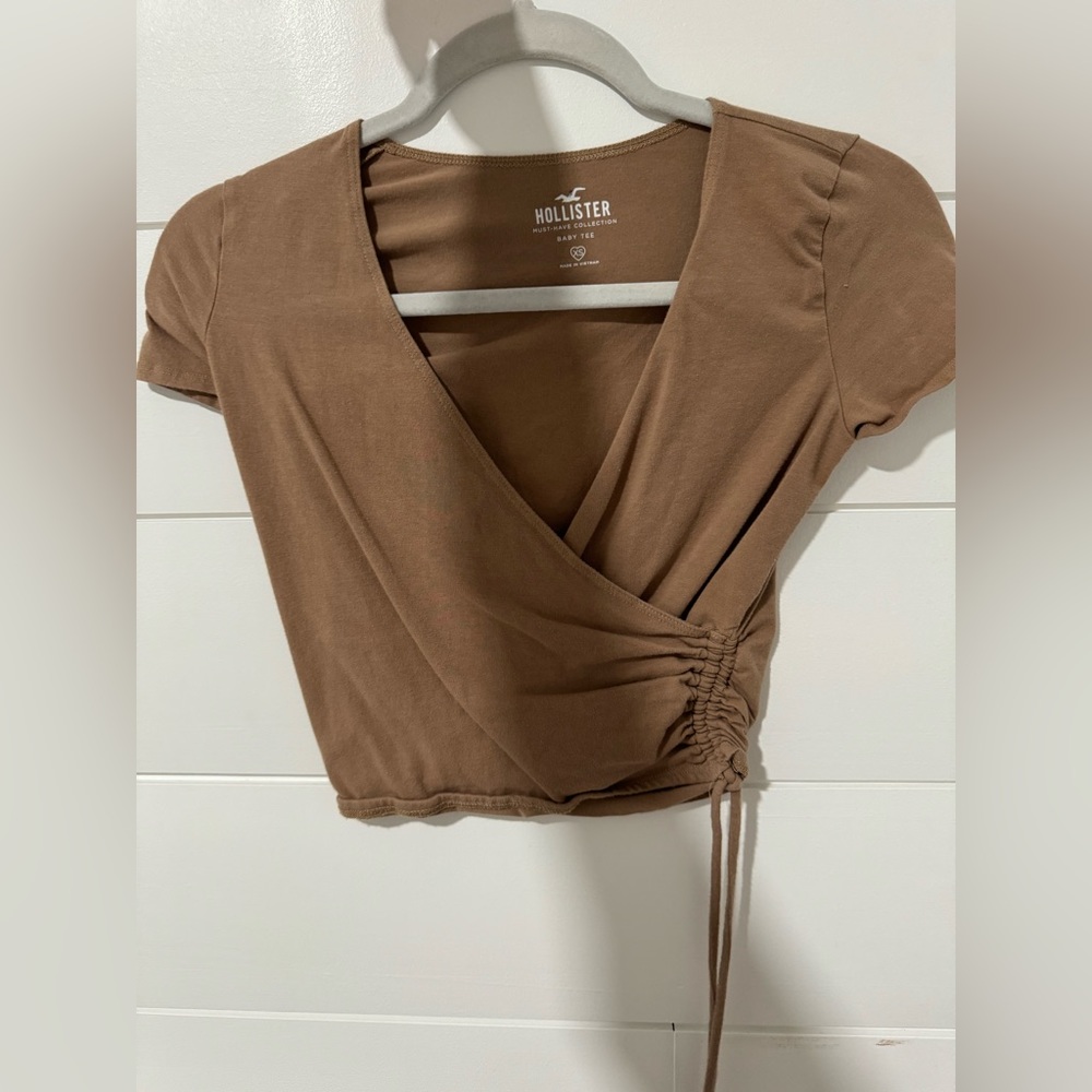 Brown cross over Hollister crop top with side sinch